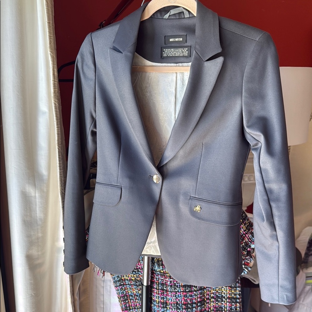Gray Blazer and pants suit set